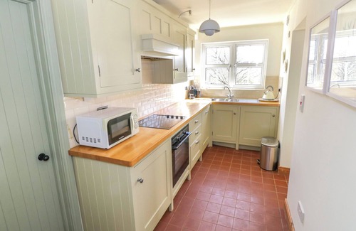 Newport Cottage | CALVEY'S COTTAGE, family friendly in Mulranny, County Mayo