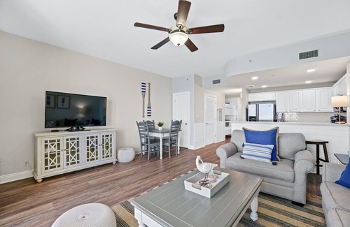 Panama City Beach Condo | Calypso 1703W - Direct Beachfront, VIP Beach Service Incl! 2 Pools - 1 Heated