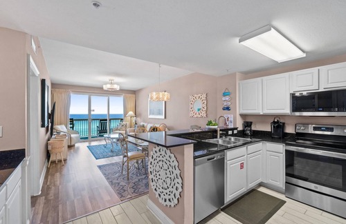 Panama City Beach Condo | Calypso 504E - Beachfront, 2 Pools - 1 Heated All Year, Free Golf, Book for 2025