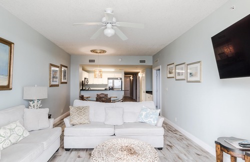 Panama City Beach Condo | Calypso 902 West - 3 Bedroom, 2 Bathroom Beach Front Condominium