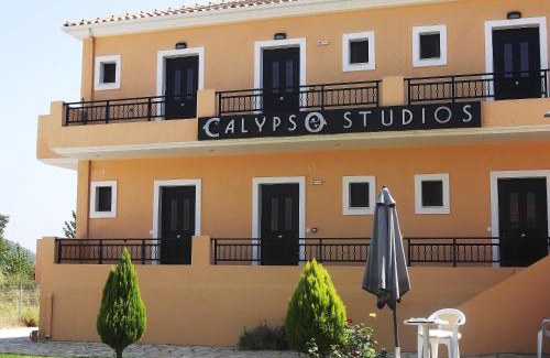 Vassiliki Apartment | Calypso Luxury Studios