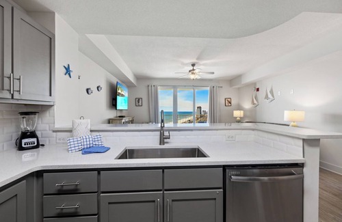 Panama City Beach Condo | Calypso Penthouse Unit, 1 BR 2 Bath w/Bunk. Calypso 3-2308
