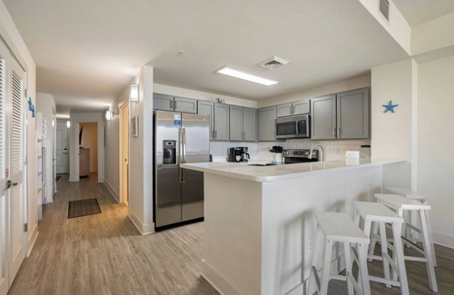 Panama City Beach Condo | Calypso Penthouse Unit, 1 BR 2 Bath w/Bunk. Calypso 3-2308