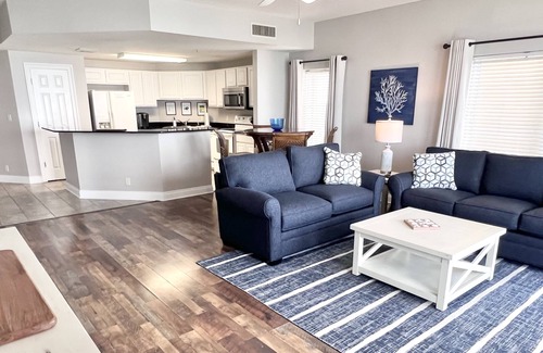Panama City Beach Condo | Calypso Resort 2BR 2BA Corner Unit w/Wrap Around Balcony, Free Beach Chair Set