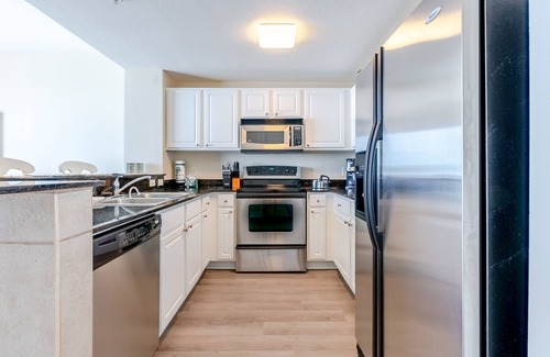 Panama City Beach Condo | Calypso Tower 2 + Beach Chairs and Pier Park