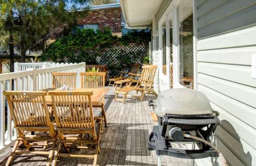Hyams Beach House | Calypsos Cottage at Hyams Beach