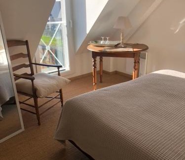 Granville Bed & Breakfast | Camélia rouge