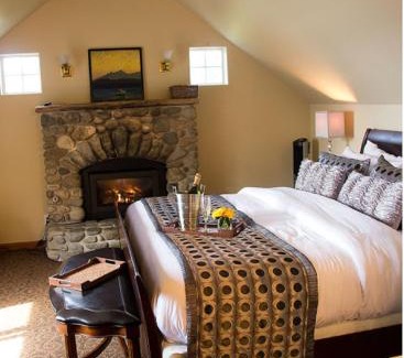 Camano Island Hotel | Camano Island Inn