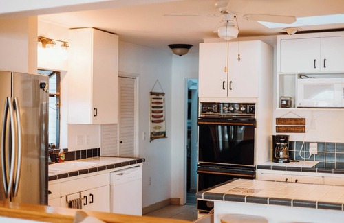 Camano Island House | Camano Island Retreat - Right on Sandy Beach
