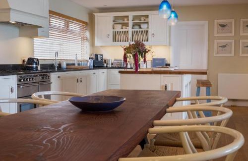 Seaview House | Cambisgate
