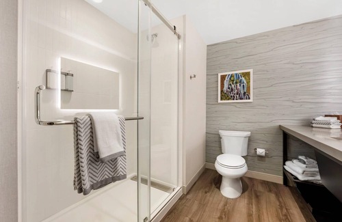 Pearl District Hotel | Cambria Hotel Portland - Pearl District