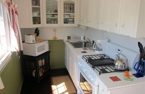 Marine Terrace Cottage | Cambria Lover's Cottage!