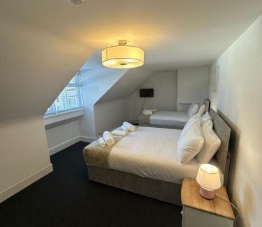 Mill Road House | Cambridge Central Rooms - Tas Accommodations