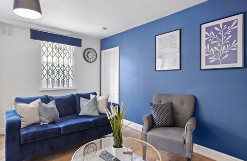 Camden Town House | Camden Cottage, Charming 2-Bedroom House in Camden Town