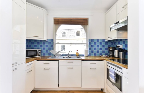Camden Town with Primrose Hill Apartment | Camden Market Apartments