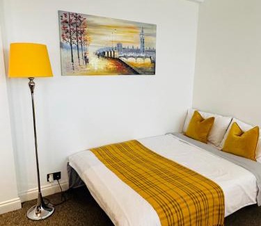 Camden Town Apartment | Camden Skyview Apartment