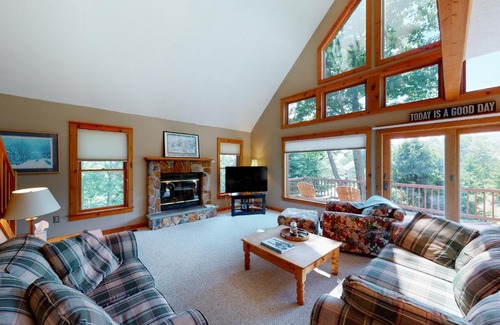 Tannersville House | Camelback Getaway