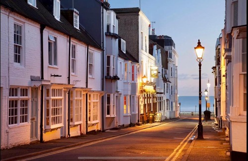 Kemptown House | Camelford Street Cottage - Brighton