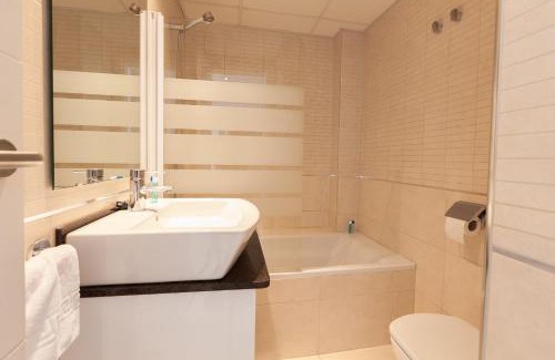 San Antonio Bay Apartment | Camelina Suites