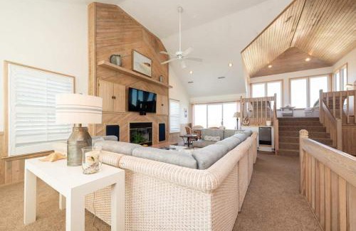 Corolla Light House | Camelot 125