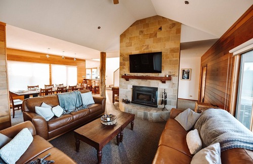 Dinner Plain Ski Chalet | Camelot - Dinner Plain