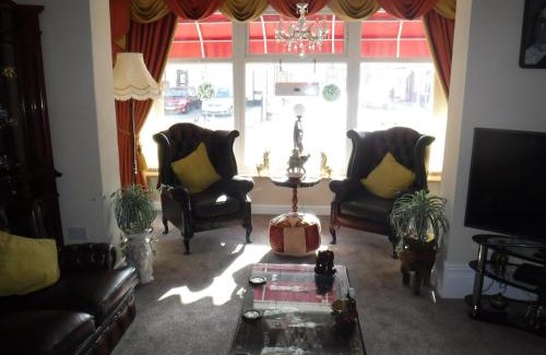 Blackpool Town Center Hotel | Camelot Hotel - Couples Only