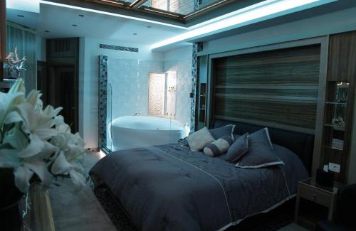 Haret Sakher Hotel | Camelot Hotel