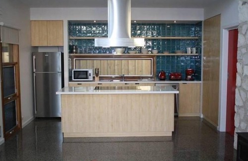 Kingscote House | Camelot - opposite the foreshore. Stunning sea views. Now with Free Wi Fi
