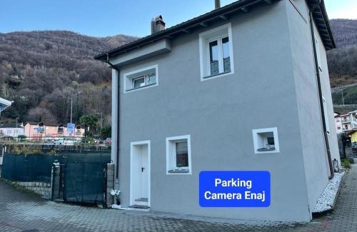 Cadenazzo Bed & Breakfast | Camera Enaj