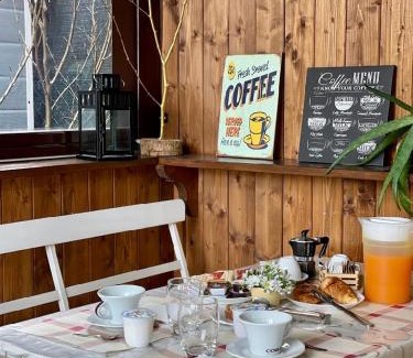 Arezzo Bed & Breakfast | Cameracaffè sul Lago