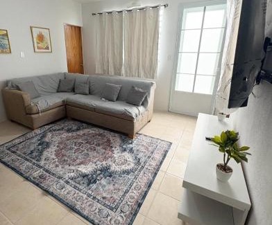 Salinas Apartment | Camilla's Getaway