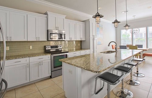Miramar Beach House | Caminata Corta - Updated Townhome, Community Pool, Private Beach Access!