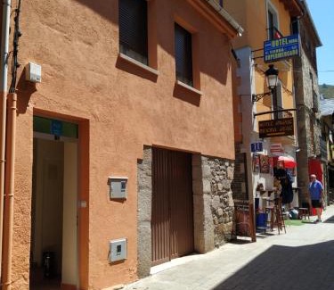 Molinaseca Apartment | Camino Real
