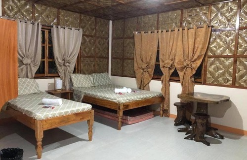Mambajao Apartment | Caminres Homestay