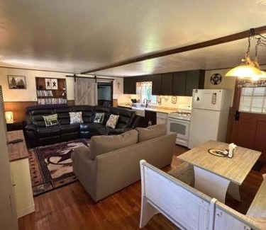 Tylersburg House | Camp Bear Bottom