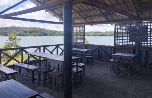 Lumban Hotel | Camp Cali