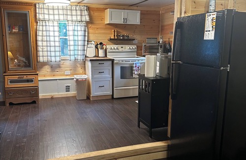 Sigel Cabin | -Camp Harv-ideal for families or friends-Serene Clarion River & Cook Forest,