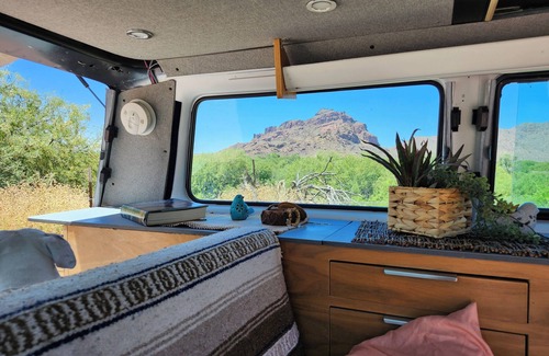 Chandler House | Camp in a sun-powered, classic VW