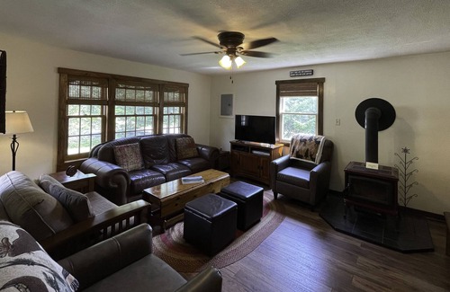 Eagle Bay Cabin | Camp Orvis by West Pond