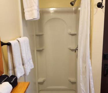 Kaiser Hotel | Camp Pin Oak