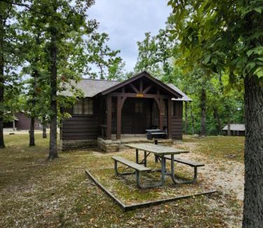 Kaiser Hotel | Camp Pin Oak