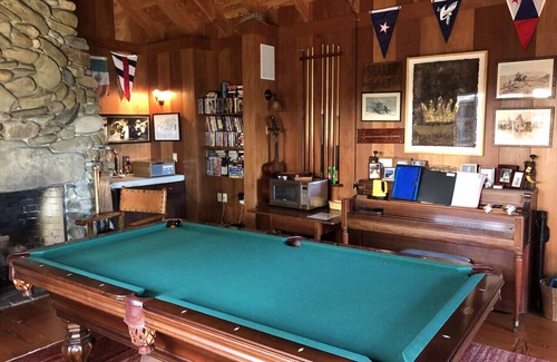 Inverness House | Camp Runamock - Deluxe Cabins Overlooking Tomales Bay