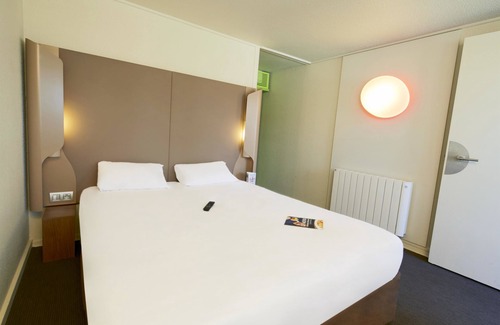 Marsannay-la-Cote Hotel | Campanile Dijon Marsannay