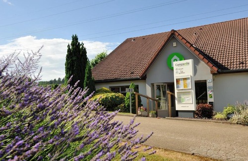 Paroisse Notre-Dame Hotel | Campanile Dole
