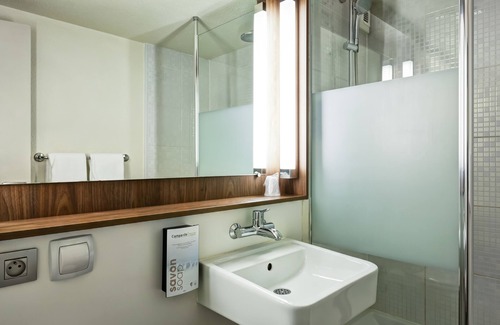 Corbeil-Essonnes Hotel | Campanile Evry Ouest - Corbeil Essonnes