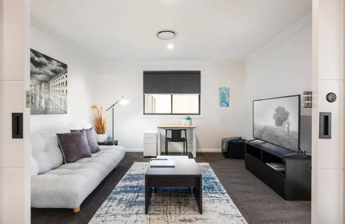 Central Mudgee House | 'Campanile House' The Ultimate Mudgee Adventure