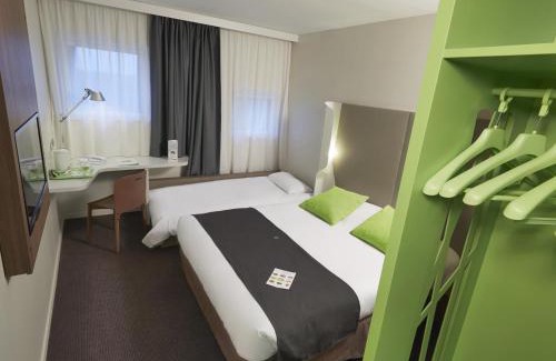 La Madeleine Hotel | Campanile Lille Euralille