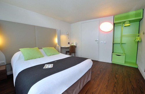 Saint-Laurent-de-Mure Hotel | Campanile Lyon Est - Aéroport Saint Exupéry