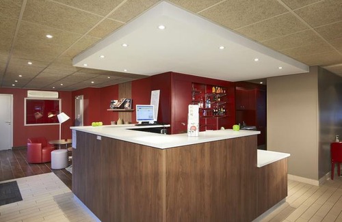 Caissargues Hotel | Campanile Nimes Sud - Caissargues