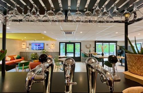 Orange Hotel | Campanile Orange Centre sortie 21 sur A7 A9